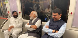 ਹੁਣ ਪਾਣੀ ਹੇਠਾਂ ਚੱਲੇਗੀ ਰੇਲ! PM ਮੋਦੀ ਨੇ ਭਾਰਤ ਦੀ ਪਹਿਲੀ ਅੰਡਰਵਾਟਰ ਮੈਟਰੋ ਦਾ ਕੀਤਾ ਉਦਘਾਟਨ ਹੁਣ ਪਾਣੀ ਹੇਠਾਂ ਚੱਲੇਗੀ ਰੇਲ! PM ਮੋਦੀ ਨੇ ਭਾਰਤ ਦੀ ਪਹਿਲੀ ਅੰਡਰਵਾਟਰ ਮੈਟਰੋ ਦਾ ਕੀਤਾ ਉਦਘਾਟਨ