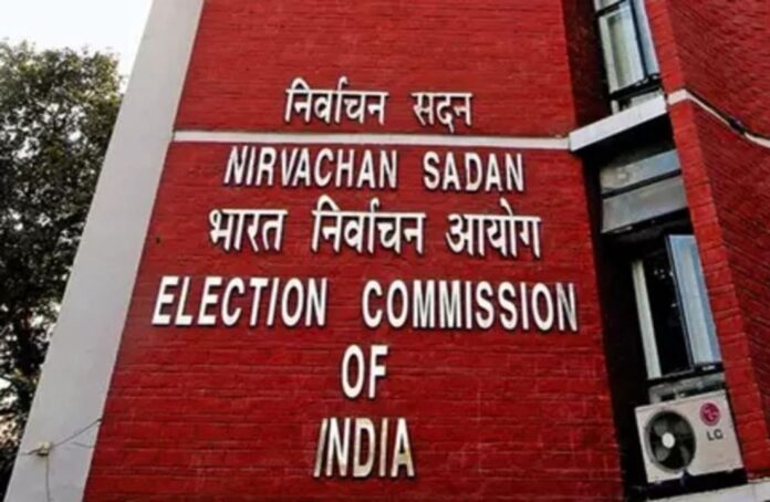 ਅਣਅਧਿਕਾਰਤ ਸਿਆਸੀ ਇਸ਼ਤਿਹਾਰਾਂ ਨੂੰ ਹਟਾਓ: ਰਾਜ, ਕੇਂਦਰ ਸ਼ਾਸਿਤ ਪ੍ਰਦੇਸ਼ ਸਰਕਾਰਾਂ ਨੂੰ ECI