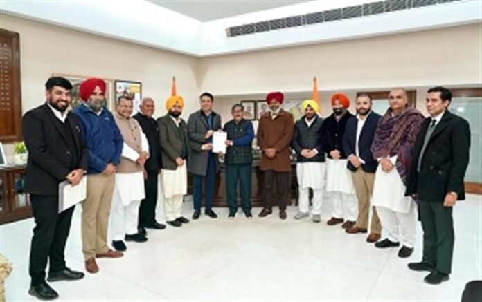 AAP Delegation Meets Governor on Chandigarh CS Issue, Says Centre is Treating Punjab Unfairly