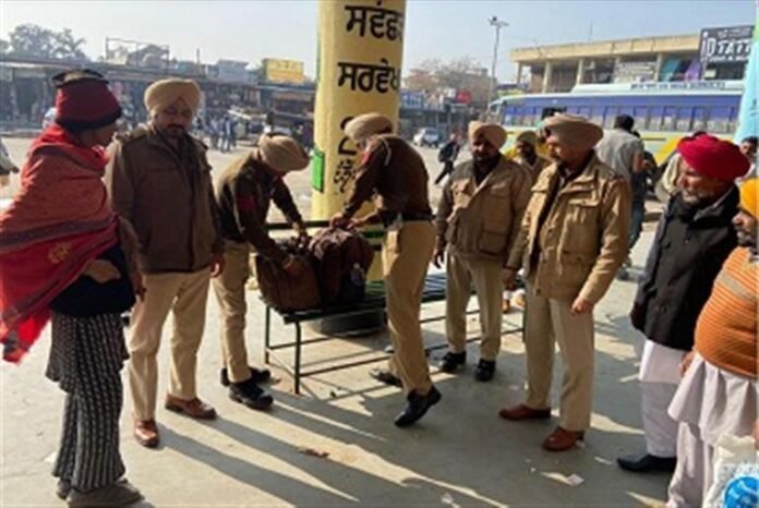 ਪੰਜਾਬ ਪੁਲਿਸ ਵੱਲੋਂ ਸੂਬੇ ਭਰ ਦੇ ਬੱਸ ਅੱਡਿਆਂ 'ਤੇ ਸਰਚ ਅਭਿਆਨ ਚਲਾਇਆ ਜਾ ਰਿਹਾ ਹੈ