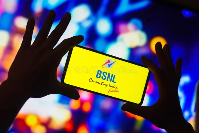 BSNL ਨੂੰ ਵੱਡਾ ਝਟਕਾ! ਤੇਜ਼ੀ ਨਾਲ ਘੱਟ ਰਹੀ ਯੂਜ਼ਰਸ ਦੀ ਗਿਣਤੀ, ਇਹ ਕੰਪਨੀ ਦੌੜ 'ਚ ਅੱਗੇ