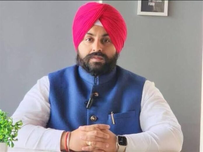 ਬੈਂਸ ਨੇ ਯੂਨੀਅਨ ਸਿੱਖਿਆ ਮੰਤਰੀ ਨੂੰ ਪੱਤਰ ਲਿਖੋ