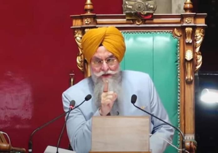 ਕਿਸਾਨਾਂ ਦੇ ਧਰਨੇ ਕਰਕੇ ਪੰਜਾਬ 'ਚ ਵਧਿਆ ਨਸ਼ਾ ! ਵਿਧਾਨ ਸਭਾ 'ਚ ਬਹਿਸ ਤੋਂ ਬਾਅਦ ਪਰਗਟ ਸਿੰਘ ਨੇ ਕੱਢ ਲਿਆਂਦੀ ਵੀਡ