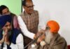 ਕੇਂਦਰ ਅਤੇ ਕਿਸਾਨਾਂ ਵਿਚਾਲੇ 7ਵੇਂ ਗੇੜ ਦੀ ਮੀਟਿੰਗ ਅੱਜ, ਕੇਂਦਰੀ ਖੇਤੀਬਾੜੀ ਮੰਤਰੀ ਸ਼ਿਵਰਾਜ ਸਿੰਘ ਚੌਹਾਨ ਹੋਣਗੇ ਕੇਂਦਰ ਅਤੇ ਕਿਸਾਨਾਂ ਵਿਚਾਲੇ 7ਵੇਂ ਗੇੜ ਦੀ ਮੀਟਿੰਗ ਅੱਜ, ਕੇਂਦਰੀ ਖੇਤੀਬਾੜੀ ਮੰਤਰੀ ਸ਼ਿਵਰਾਜ ਸਿੰਘ ਚੌਹਾਨ ਹੋਣਗੇ