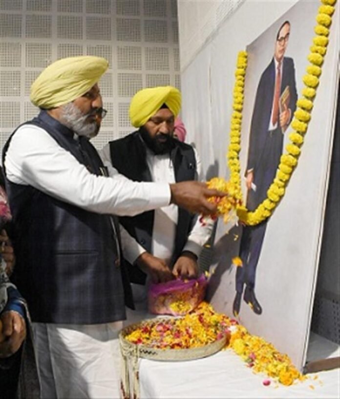 ਡਾ.ਮਬੇਡਕਰ ਦੁਆਰਾ ਦਰਸਾਈ ਗਈ ਰਸਤੇ ਤੋਂ ਬਾਅਦ ਬਾਬਾ ਸਾਹਿਬ ਨੂੰ ਸੱਚੀ ਸ਼ਰਧਾਂਜਲੀ ਹੈ: ਚੀਮਾ
