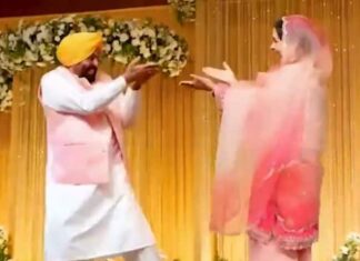 ‘ਭਗਵੰਤ ਮਾਨ ਜੀ, ਜੇ ਕਪੂਰਥਲਾ ਹਾਊਸ ਤੋਂ ਵਿਹਲੇ ਹੋ ਗਏ ਤਾਂ ਪੰਜਾਬ ਵੱਲ ਧਿਆਨ ਦਿਓ, ਤਬਾਹ ਹੋ ਰਹੀਆਂ ਨੇ ਕਿਸਾਨਾਂ 'ਭਗਵੰਤ ਮਾਨ ਜੀ, ਜੇ ਕਪੂਰਥਲਾ ਹਾਊਸ ਤੋਂ ਵਿਹਲੇ ਹੋ ਗਏ ਤਾਂ ਪੰਜਾਬ ਵੱਲ ਧਿਆਨ ਦਿਓ, ਤਬਾਹ ਹੋ ਰਹੀਆਂ ਨੇ ਕਿਸਾਨਾਂ