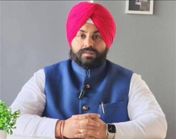 ਵਿੱਦਿਅਕ ਰੂਪ ਵਿੱਚ ਵਿਦਿਆਰਥੀਆਂ ਨੂੰ ਸ਼ਕਤੀਸ਼ਾਲੀ ਕਰਨ ਲਈ ਸਿਖਲਾਈ ਦੇ ਵਾਤਾਵਰਣ ਵਿੱਚ ਸੁਧਾਰ ਕਰਨ ਲਈ ਸੁਧਾਰਿਆ ਗਿਆ: ਬੈਂਸ