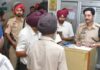 SSP ਵਰੁਣ ਸ਼ਰਮਾ ਵੱਲੋਂ ਵੱਡਾ ਐਕਸ਼ਨ, SHO ਜਸਪ੍ਰੀਤ ਸਿੰਘ ਨੂੰ ਕੀਤਾ ਸਸਪੈਂਡ SSP ਵਰੁਣ ਸ਼ਰਮਾ ਵੱਲੋਂ ਵੱਡਾ ਐਕਸ਼ਨ, SHO ਜਸਪ੍ਰੀਤ ਸਿੰਘ ਨੂੰ ਕੀਤਾ ਸਸਪੈਂਡ