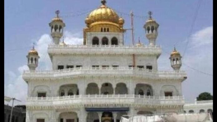 ਪੰਜਾਬ: ਸ਼੍ਰੋਮਣੀ ਕਮੇਟੀ ਪੈਨਲ ਤਖ਼ਤ ਪਟਨਾ ਸਾਹਿਬ ਨੂੰ ਅਡਿਕਟ ਵਿਵਾਦ ਤੋਂ ਵੱਧ ਮੁਲਾਕਾਤ ਕਰਦਾ ਹੈ