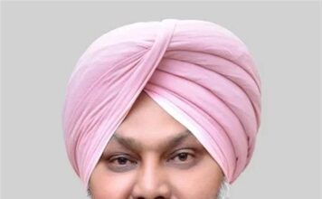 ਚੀਮਾ ਨੇ ਡੈਮਿਟ ਦੇ ਅਧੀਨ ਵੱਖ-ਵੱਖ ਡਾਇਰੈਕਟਰੇਟਸ ਨੂੰ ਮਿਲਾਉਣ ਦੇ ਕੈਬਨਿਟ ਦੇ ਫੈਸਲੇ ਦੀ ਵਰਤੋਂ ਕੀਤੀ. ਵਿੱਤ ਦਾ ਚੀਮਾ ਨੇ ਡੈਮਿਟ ਦੇ ਅਧੀਨ ਵੱਖ-ਵੱਖ ਡਾਇਰੈਕਟਰੇਟਸ ਨੂੰ ਮਿਲਾਉਣ ਦੇ ਕੈਬਨਿਟ ਦੇ ਫੈਸਲੇ ਦੀ ਵਰਤੋਂ ਕੀਤੀ. ਵਿੱਤ ਦਾ