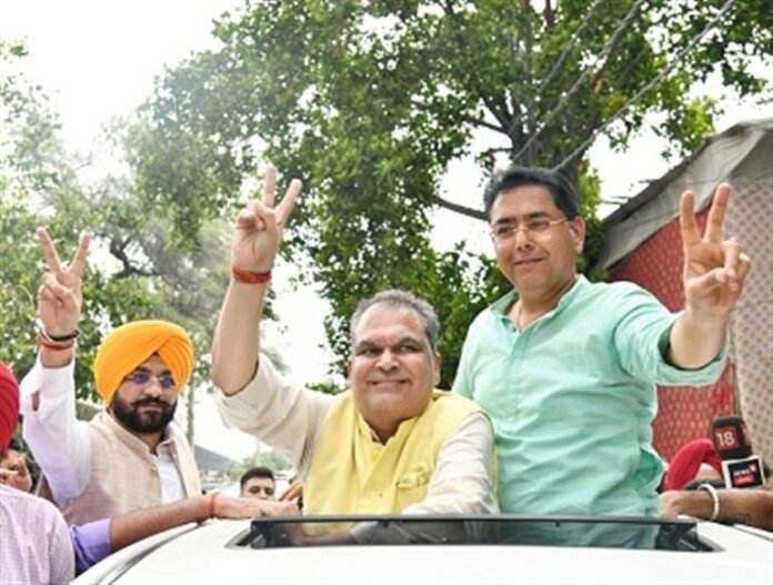 ਲੁਧਿਆਣਾ ਦੇ ਪੱਛਮੀ ਅਤੇ ਵੀਜ਼ਾਵਾਡਾਰ ਜ਼ਿਮਨੀ ਚੋਣ ਲਈ 'ਆਪ' ਉਮੀਦਵਾਰਾਂ ਲਈ ਵੱਡੀਆਂ ਜਿੱਤਾਂ
