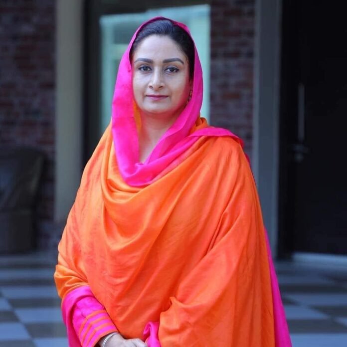 ਹਰਸਿਮਰਤ ਕੌਰ ਬਾਦਲ ਨੇ ਵਿਦੇਸ਼ ਮੰਤਰੀ ਨੂੰ ਅਮਰੀਕਾ ਸਰਕਾਰ ਵੱਲੋਂ ਟਰੱਕ ਡਰਾਈਵਰਾਂ ਦੇ ਵਰਕ ਵੀਜ਼ਾ ਮੁਅੱਤਲ ਕਰਨ ਦਾ ਮਾਮਲਾ ਚੁੱਕਣ ਦੀ ਕੀਤੀ ਅਪੀਲ