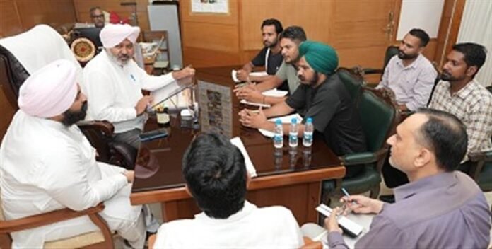 Cheema Engages with Forest and Education Department Unions, Assures to Resolve Legitimate Issues