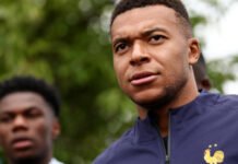 France begins its search for a third star