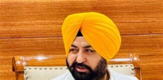 ਪੰਜਾਬ ਨੇ ਤੁਰੰਤ ਟ੍ਰੈਕ ‘ਤੇ ਟ੍ਰੈਕ’ ਤੇ ਸੁਧਾਰ ਕੀਤਾ ਕਿਉਂਕਿ ਹੜ੍ਹ ਦੀ ਸਥਿਤੀ ਵਿਚ ਸੁਧਾਰ ਹੋਇਆ: ਮੁਜ਼ਦਿਅਨ Punjab on track again as flood situation improves : Mundian