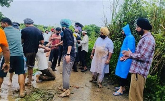 Harjot Bains personally led relief efforts to deal with flood-like situations