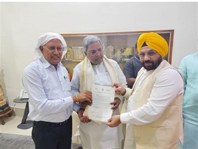 Punjab Ministers meet Karnataka Chief Minister on the occasion of 350th Martyrdom Anniversary of Sri Guru Tegh Bahadur Ji