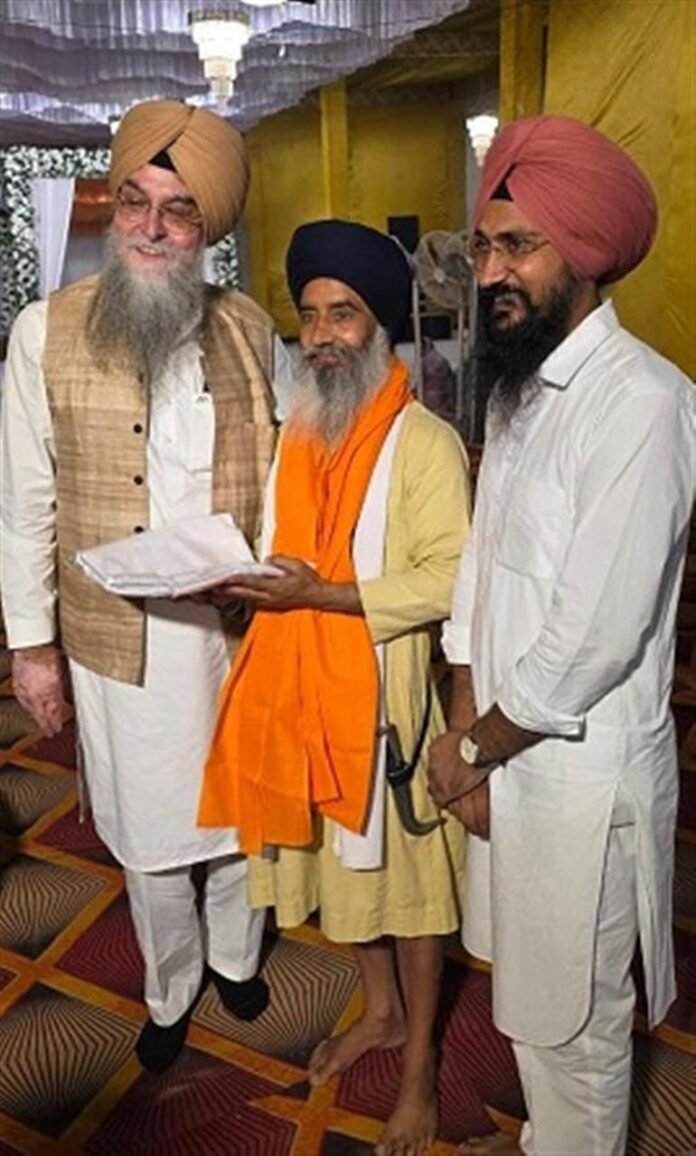 ਰਾਗੀਆਂ, ਗ੍ਰੰਥੀਆਂ ਤੇ ਪਾਠੀ ਸਿੰਘਾਂ ਨੂੰ ਉਚਿਤ ਤਨਖਾਹਾਂ ਯਕੀਨੀ ਬਣਾਉਣ ਲਈ ਸ੍ਰੀ ਅਕਾਲ ਤਖ਼ਤ ਸਾਹਿਬ ਤੋਂ ਦਖਲ ਦੀ ਮੰਗ ਕਰਨਗੇ ਸਪੀਕਰ Speaker to seek Sri Akal Takht Sahib’s intervention for ensuring fair salaries to Ragis, Granthis and Pathi Singhs