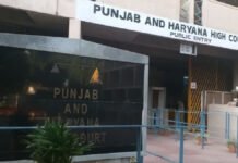 ‘ਕਿਸੇ ਮਕਸਦ ਦੀ ਪੂਰਤੀ ਨਹੀਂ ਹੋਵੇਗੀ’: ਪੰਜਾਬ ਅਤੇ ਹਰਿਆਣਾ ਹਾਈਕੋਰਟ ਨੇ ਜ਼ਬਤ ਵਾਹਨਾਂ ਨੂੰ ਸਾਲਾਂ ਤੱਕ ਥਾਣਿਆਂ ‘ਚ ਰੱਖਣ ‘ਤੇ ਕੀਤਾ ਨਿਯਮ 'ਕਿਸੇ ਮਕਸਦ ਦੀ ਪੂਰਤੀ ਨਹੀਂ ਹੋਵੇਗੀ': ਪੰਜਾਬ ਅਤੇ ਹਰਿਆਣਾ ਹਾਈਕੋਰਟ ਨੇ ਜ਼ਬਤ ਵਾਹਨਾਂ ਨੂੰ ਸਾਲਾਂ ਤੱਕ ਥਾਣਿਆਂ 'ਚ ਰੱਖਣ 'ਤੇ ਕੀਤਾ ਨਿਯਮ