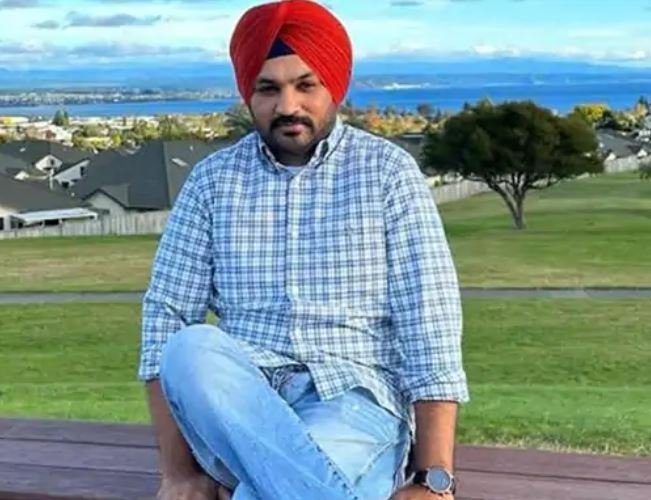 ਸ਼੍ਰੋਮਣੀ ਅਕਾਲੀ ਦਲ ਦੇ IT ਵਿੰਗ ਦੇ ਪ੍ਰਧਾਨ ਨਛੱਤਰ ਸਿੰਘ ਗਿੱਲ ਨੂੰ ਅਦਾਲਤ ਨੇ ਮੁੜ ਇੱਕ ਦਿਨ ਦੇ ਪੁਲਿਸ ਰਿਮਾਂਡ 'ਤੇ ਭੇਜਿਆ ਸ਼੍ਰੋਮਣੀ ਅਕਾਲੀ ਦਲ ਦੇ IT ਵਿੰਗ ਦੇ ਪ੍ਰਧਾਨ ਨਛੱਤਰ ਸਿੰਘ ਗਿੱਲ ਨੂੰ ਅਦਾਲਤ ਨੇ ਮੁੜ ਇੱਕ ਦਿਨ ਦੇ ਪੁਲਿਸ ਰਿਮਾਂਡ 'ਤੇ ਭੇਜਿਆ