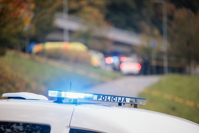 ਐਨੀਕਸ਼ਿਆਈ ਜ਼ਿਲ੍ਹੇ ਵਿੱਚ ਝੀਲ ਵਿੱਚ ਇੱਕ ਵਿਅਕਤੀ ਦੀ ਲਾਸ਼ ਮਿਲੀ ਹੈ ਐਨੀਕਸ਼ਿਆਈ ਜ਼ਿਲ੍ਹੇ ਵਿੱਚ ਝੀਲ ਵਿੱਚ ਇੱਕ ਵਿਅਕਤੀ ਦੀ ਲਾਸ਼ ਮਿਲੀ ਹੈ