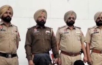 ਸਮਰਾਲਾ ਜਾਣ ਲਈ ਬੁੱਕ ਕੀਤੀ ਕੈਬ ਰਸਤੇ ’ਚ ਖੋਹੀ , ਪੁਲਿਸ ਨੇ 2 ਦੋਸ਼ੀਆਂ ਨੂੰ ਗ੍ਰਿਫ਼ਤਾਰ ਕਰਕੇ ਕੈਬ ਕੀਤੀ ਬਰਾਮਦ ਸਮਰਾਲਾ ਜਾਣ ਲਈ ਬੁੱਕ ਕੀਤੀ ਕੈਬ ਰਸਤੇ ’ਚ ਖੋਹੀ , ਪੁਲਿਸ ਨੇ 2 ਦੋਸ਼ੀਆਂ ਨੂੰ ਗ੍ਰਿਫ਼ਤਾਰ ਕਰਕੇ ਕੈਬ ਕੀਤੀ ਬਰਾਮਦ