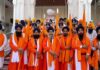 ਸ੍ਰੀ ਗੁਰੂ ਤੇਗ ਬਹਾਦਰ ਸਾਹਿਬ ਜੀ ਸ਼ਹੀਦੀ ਸ਼ਤਾਬਦੀ ਨੂੰ ਸਮਰਪਤ ਨਗਰ ਕੀਰਤਨ ਅਗਲੇ ਪੜਾਅ ਗੁਰਦੁਆਰਾ ਸ੍ਰੀ ਬੁਰਜ ਸਾਹਿਬ ਧਾਰੀਵਾਲ ਲਈ ਰਵਾਨਾ ਸ੍ਰੀ ਗੁਰੂ ਤੇਗ ਬਹਾਦਰ ਸਾਹਿਬ ਜੀ ਸ਼ਹੀਦੀ ਸ਼ਤਾਬਦੀ ਨੂੰ ਸਮਰਪਤ ਨਗਰ ਕੀਰਤਨ ਅਗਲੇ ਪੜਾਅ ਗੁਰਦੁਆਰਾ ਸ੍ਰੀ ਬੁਰਜ ਸਾਹਿਬ ਧਾਰੀਵਾਲ ਲਈ ਰਵਾਨਾ