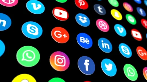 ਬਈ ਪਲੇਟਫਾਰਮ ਵਾਲੇ ਇਨਫਲੂਐਂਸਰ ਬੈਨ! ਮੀਡੀਆ ਨੇ ਕਿਹਾ ਮੀਡੀਆ 'ਤੇ ਮਚਾਈ ਤਰਥਲੀ Influencers on both platforms banned! Media said it created a stir in the media