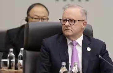 ਸਰਕਾਰ ਦਾ ਵੱਡਾ ਫ਼ੈਸਲਾ ! ਹੁਣ ਤੋਂ ਬੱਚੇ ਨਹੀਂ ਚਲਾ ਸਕਣਗੇ ਸੋਸ਼ਲ ਮੀਡੀਆ, ਕਰ ਦਿੱਤਾ ਬੈਨ