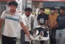 ਨੌਜਵਾਨ ਨੂੰ ਅਗਵਾ ਕਰ ਲੱਤਾਂ ਤੋੜਨ ਦੇ ਮਾਮਲੇ ‘ਚ ਵੱਡਾ ਮੋੜ, ਇੱਕ ਹੋਰ ਮੁਲਜ਼ਮ ਨੂੰ ਲੈ ਹੋਇਆ ਖੁਲਾਸਾ; ਪੰਜਾਬ ਦੇ Big twist in the case of kidnapping and breaking the legs of a young man, another accused revealed; Punjab AAP MLA and his sons were accused... Punjab