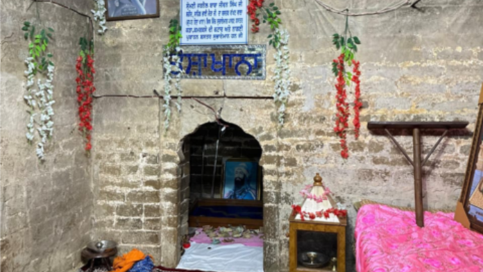 ਭਾਈ ਜੈਤਾ ਜੀ ਦੀ ਸ਼ਾਨਦਾਰ ਵਿਰਾਸਤ ਨੂੰ ਯਾਦ ਕਰਦਿਆਂ: ਉਨ੍ਹਾਂ ਦੇ ਪਰਿਵਾਰ ਦਾ ਸਿੱਖ ਗੁਰੂਆਂ ਪ੍ਰਤੀ ਸ਼ਰਧਾ ਦਾ ਲੰਮਾ ਇਤਿਹਾਸ ਸੀ ਭਾਈ ਜੈਤਾ ਜੀ ਦੀ ਸ਼ਾਨਦਾਰ ਵਿਰਾਸਤ ਨੂੰ ਯਾਦ ਕਰਦਿਆਂ: ਉਨ੍ਹਾਂ ਦੇ ਪਰਿਵਾਰ ਦਾ ਸਿੱਖ ਗੁਰੂਆਂ ਪ੍ਰਤੀ ਸ਼ਰਧਾ ਦਾ ਲੰਮਾ ਇਤਿਹਾਸ ਸੀ