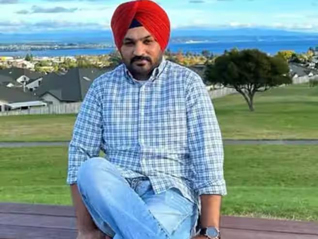 ਸ਼੍ਰੋਮਣੀ ਅਕਾਲੀ ਦਲ IT ਮੁਖੀ ਦੀ ਗ੍ਰਿਫ਼ਤਾਰੀ, ਜਾਣੋ ਕਿਉਂ ਅਚਾਨਕ ਕੀਤਾ ਗ੍ਰਿਫ਼ਤਾਰ ਸ਼੍ਰੋਮਣੀ ਅਕਾਲੀ ਦਲ IT ਮੁਖੀ ਦੀ ਗ੍ਰਿਫ਼ਤਾਰੀ, ਜਾਣੋ ਕਿਉਂ ਅਚਾਨਕ ਕੀਤਾ ਗ੍ਰਿਫ਼ਤਾਰ