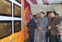 ਹਿਮਾਚਲ: ਮੁੱਖ ਮੰਤਰੀ ਨੇ ਕਰੋੜਾਂ ਰੁਪਏ ਦੇ ਪ੍ਰੋਜੈਕਟ ਸਮਰਪਿਤ ਕੀਤੇ ਰਾਮਪੁਰ ਵਿੱਚ 53.96 ਕਰੋੜ ਹਿਮਾਚਲ: ਮੁੱਖ ਮੰਤਰੀ ਨੇ ਕਰੋੜਾਂ ਰੁਪਏ ਦੇ ਪ੍ਰੋਜੈਕਟ ਸਮਰਪਿਤ ਕੀਤੇ ਰਾਮਪੁਰ ਵਿੱਚ 53.96 ਕਰੋੜ