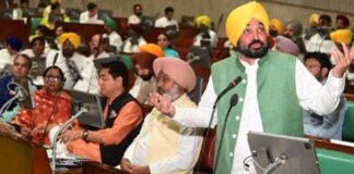 ਪੰਜਾਬ ਵਿਧਾਨ ਸਭਾ ਦਾ ਵਿਸ਼ੇਸ਼ ਸੈਸ਼ਨ ਅੱਜ, ਚਾਰ ਸਾਹਿਬਜ਼ਾਦਿਆਂ ਨੂੰ ਕੀਤਾ ਜਾਵੇਗਾ ਨਮਨ, ਮਨਰੇਗਾ ਖਿਲਾਫ਼ ਵੀ… ਪੰਜਾਬ ਵਿਧਾਨ ਸਭਾ ਦਾ ਵਿਸ਼ੇਸ਼ ਸੈਸ਼ਨ ਅੱਜ, ਚਾਰ ਸਾਹਿਬਜ਼ਾਦਿਆਂ ਨੂੰ ਕੀਤਾ ਜਾਵੇਗਾ ਨਮਨ, ਮਨਰੇਗਾ ਖਿਲਾਫ਼ ਵੀ...
