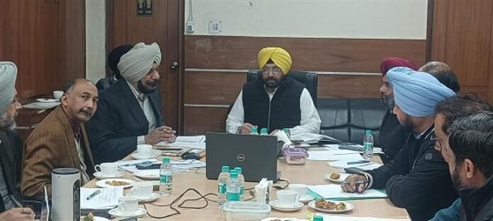 ਪੰਜਾਬ ਸਰਕਾਰ ਬਿਹਤਰ ਸੜਕੀ ਬੁਨਿਆਦੀ ਢਾਂਚਾ ਪ੍ਰਦਾਨ ਕਰਨ ਲਈ ਵਚਨਬੱਧ