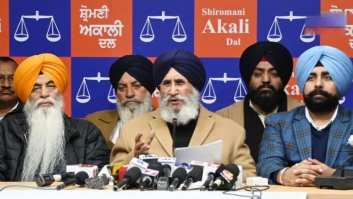 ਸ਼੍ਰੋਮਣੀ ਅਕਾਲੀ ਦਲ ਅਗਲੇ ਮਹੀਨੇ ਤੋਂ ਸਾਰੇ ਹਲਕਿਆਂ 'ਚ ਰੈਲੀਆਂ ਕਰ ਕੇ ਪੰਜਾਬੀਆਂ ਨੂੰ ਪੰਜਾਬ ਦੇ ਵਿਕਾਸ ਵਿਚ ਪਾਰਟੀ ਵੱਲੋਂ ਨਿਭਾਈ ਇਤਿਹਾਸਕ ਭੂਮਿਕਾ ਤੋਂ ਜਾਣੂ ਕਰਵਾਏਗਾ