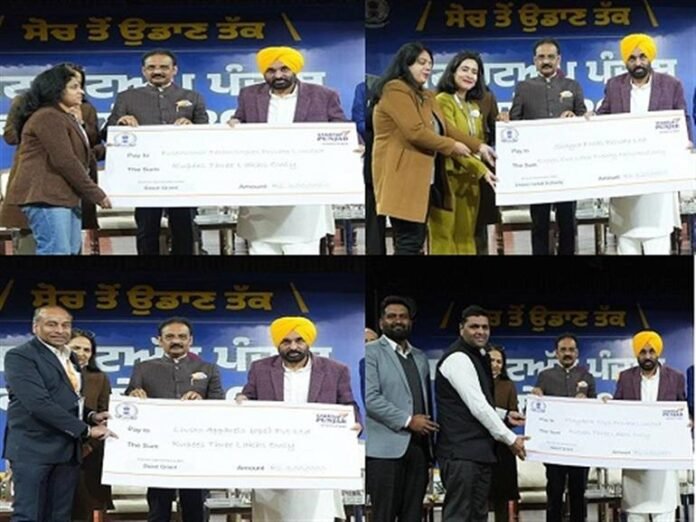 CM ਮਾਨ ਨੇ ਪੰਜਾਬ ਦੇ ਪਹਿਲੇ ਸਟਾਰਟਅਪ ਕਨਕਲੇਵ ਦਾ ਕੀਤਾ ਉਦਘਾਟਨ; ਨਵੀਨਤਾ ਅਤੇ ਸਖਤ ਮਿਹਨਤ ਨੂੰ ਸਟਾਰਟਅੱਪ ਦੀ ਸਫਲਤਾ ਦੀ ਰੀੜ੍ਹ ਦੀ ਹੱਡੀ ਕਹਿੰਦੇ ਹਨ CM ਮਾਨ ਨੇ ਪੰਜਾਬ ਦੇ ਪਹਿਲੇ ਸਟਾਰਟਅਪ ਕਨਕਲੇਵ ਦਾ ਕੀਤਾ ਉਦਘਾਟਨ; ਨਵੀਨਤਾ ਅਤੇ ਸਖਤ ਮਿਹਨਤ ਨੂੰ ਸਟਾਰਟਅੱਪ ਦੀ ਸਫਲਤਾ ਦੀ ਰੀੜ੍ਹ ਦੀ ਹੱਡੀ ਕਹਿੰਦੇ ਹਨ