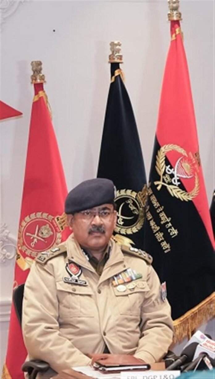 ਗਣਤੰਤਰ ਦਿਵਸ ਦੇ ਮੱਦੇਨਜ਼ਰ ਪੰਜਾਬ ਭਰ ਵਿੱਚ ਸੁਰੱਖਿਆ ਦੇ ਪੁਖਤਾ ਪ੍ਰਬੰਧ ਗਣਤੰਤਰ ਦਿਵਸ ਦੇ ਮੱਦੇਨਜ਼ਰ ਪੰਜਾਬ ਭਰ ਵਿੱਚ ਸੁਰੱਖਿਆ ਦੇ ਪੁਖਤਾ ਪ੍ਰਬੰਧ