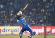 ਭਾਰਤ ਨੇ ਛੇਵੀਂ ਵਾਰ 200+ ਦੇ ਟੀਚੇ ਦਾ ਪਿੱਛਾ ਕੀਤਾ, ਰਾਏਪੁਰ ‘ਚ ਨਿਊਜ਼ੀਲੈਂਡ ‘ਤੇ ਇਤਿਹਾਸਕ ਜਿੱਤ ਭਾਰਤ ਨੇ ਛੇਵੀਂ ਵਾਰ 200+ ਦੇ ਟੀਚੇ ਦਾ ਪਿੱਛਾ ਕੀਤਾ, ਰਾਏਪੁਰ 'ਚ ਨਿਊਜ਼ੀਲੈਂਡ 'ਤੇ ਇਤਿਹਾਸਕ ਜਿੱਤ