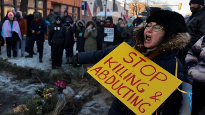 ਮਿਨੀਆਪੋਲਿਸ ਕਰੈਕਡਾਉਨ ਵਿੱਚ ਦੂਜੀ ਮੌਤ ਨੇ ਟਰੰਪ ਪ੍ਰਸ਼ਾਸਨ 'ਤੇ ਦਬਾਅ ਵਧਾਇਆ