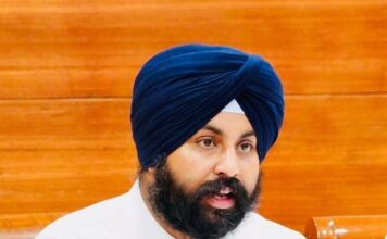 ਸਰਕਾਰੀ ਸਕੂਲਾਂ ਦੇ ਦਾਖਲਿਆਂ ਨੂੰ ਰਿਕਾਰਡ ਹੁੰਗਾਰਾ ਸਿੱਖ ਕ੍ਰਾਂਤੀ ਵਿੱਚ ਵਧਦੇ ਵਿਸ਼ਵਾਸ ਨੂੰ ਦਰਸਾਉਂਦਾ ਹੈ: ਹਰਜੋਤ ਸਿੰਘ ਬੈਂਸ ਸਰਕਾਰੀ ਸਕੂਲਾਂ ਦੇ ਦਾਖਲਿਆਂ ਨੂੰ ਰਿਕਾਰਡ ਹੁੰਗਾਰਾ ਸਿੱਖ ਕ੍ਰਾਂਤੀ ਵਿੱਚ ਵਧਦੇ ਵਿਸ਼ਵਾਸ ਨੂੰ ਦਰਸਾਉਂਦਾ ਹੈ: ਹਰਜੋਤ ਸਿੰਘ ਬੈਂਸ