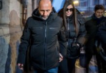 ਸਵਿਟਜ਼ਰਲੈਂਡ ਵਿਚ ਨਵੇਂ ਸਾਲ ਦੇ ਦਿਨ ਸਾੜਨ ਵਾਲੇ ਬਾਰ ਦੇ ਮਾਲਕ ਨੂੰ ਤਿੰਨ ਮਹੀਨਿਆਂ ਲਈ ਗ੍ਰਿਫਤਾਰ ਕਰ ਲਿਆ ਗਿਆ ਹੈ ਸਵਿਟਜ਼ਰਲੈਂਡ ਵਿਚ ਨਵੇਂ ਸਾਲ ਦੇ ਦਿਨ ਸਾੜਨ ਵਾਲੇ ਬਾਰ ਦੇ ਮਾਲਕ ਨੂੰ ਤਿੰਨ ਮਹੀਨਿਆਂ ਲਈ ਗ੍ਰਿਫਤਾਰ ਕਰ ਲਿਆ ਗਿਆ ਹੈ