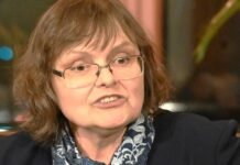 ਸ਼ਹਿਰ ਪੜ੍ਹ ਰਿਹਾ ਹੈ। 21ਵੀਂ ਸਦੀ ਦੇ ਸਾਹਿਤ ਵਿੱਚ ਸਜ਼ੇਸਿਨ ਸ਼ਹਿਰ ਪੜ੍ਹ ਰਿਹਾ ਹੈ। 21ਵੀਂ ਸਦੀ ਦੇ ਸਾਹਿਤ ਵਿੱਚ ਸਜ਼ੇਸਿਨ