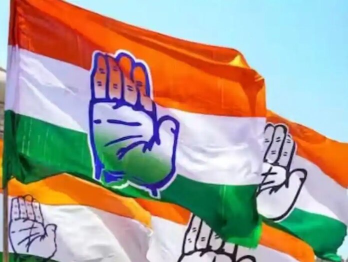 ਪੰਜਾਬ ਕਾਂਗਰਸ 'ਚ ਹਲਚਲ ਤੇਜ਼, ਵੱਡੇ ਫੇਰਬਦਲ ਦੀ ਤਿਆਰੀ 'ਚ 'ਕਾਂਗਰਸ' ਹਾਈ ਕਮਾਂਡ ਪੰਜਾਬ ਕਾਂਗਰਸ 'ਚ ਹਲਚਲ ਤੇਜ਼, ਵੱਡੇ ਫੇਰਬਦਲ ਦੀ ਤਿਆਰੀ 'ਚ 'ਕਾਂਗਰਸ' ਹਾਈ ਕਮਾਂਡ