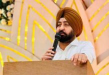 ਪੰਜਾਬ ਸਿਆਸਤ ਤੋਂ ਵੱਡੀ ਖਬਰ, ‘ਆਪ’ ਮੰਤਰੀ ਹਰਦੀਪ ਸਿੰਘ ਮੁੰਡੀਆਂ ‘ਤੇ ਲੱਗੇ ਗੰਭੀਰ ਦੋਸ਼; ਮਸ਼ਹੂਰ ਕਾਰੋਬਾਰੀ… ਪੰਜਾਬ ਸਿਆਸਤ ਤੋਂ ਵੱਡੀ ਖਬਰ, 'ਆਪ' ਮੰਤਰੀ ਹਰਦੀਪ ਸਿੰਘ ਮੁੰਡੀਆਂ 'ਤੇ ਲੱਗੇ ਗੰਭੀਰ ਦੋਸ਼; ਮਸ਼ਹੂਰ ਕਾਰੋਬਾਰੀ...