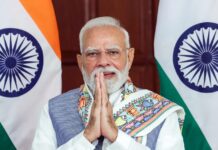 PM ਮੋਦੀ ਦੇ ਦੌਰੇ ਤੋਂ ਪਹਿਲਾਂ ਪੰਜਾਬ- ਹਰਿਆਣਾ ਸਕੱਤਰੇਤ ਨੂੰ ਬੰਬ ਨਾਲ ਉਡਾਉਣ ਦੀ ਧਮਕੀ, ਖਾਲੀ ਕਰਵਾਈ ਬਿਲਡਿੰਗ PM ਮੋਦੀ ਦੇ ਦੌਰੇ ਤੋਂ ਪਹਿਲਾਂ ਪੰਜਾਬ- ਹਰਿਆਣਾ ਸਕੱਤਰੇਤ ਨੂੰ ਬੰਬ ਨਾਲ ਉਡਾਉਣ ਦੀ ਧਮਕੀ, ਖਾਲੀ ਕਰਵਾਈ ਬਿਲਡਿੰਗ