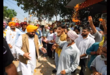 ਮਾਨ ਨੇ ‘ਆਪ’ ਵੱਲੋਂ ਘਰ-ਘਰ ਪਹੁੰਚ ਮੁਹਿੰਮ ਦੀ ਸ਼ੁਰੂਆਤ ਕਰਦਿਆਂ ਭਲਾਈ ਦੇ ਕਦਮਾਂ ਦਾ ਹਵਾਲਾ ਦਿੱਤਾ ਮਾਨ ਨੇ 'ਆਪ' ਵੱਲੋਂ ਘਰ-ਘਰ ਪਹੁੰਚ ਮੁਹਿੰਮ ਦੀ ਸ਼ੁਰੂਆਤ ਕਰਦਿਆਂ ਭਲਾਈ ਦੇ ਕਦਮਾਂ ਦਾ ਹਵਾਲਾ ਦਿੱਤਾ