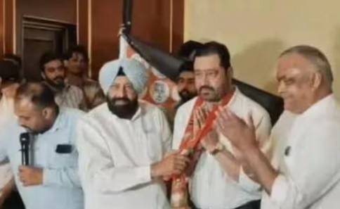AAP ਨੂੰ ਵੱਡਾ ਝਟਕਾ , ਸਾਬਕਾ ਹਲਕਾ ਇੰਚਾਰਜ ਦਿਨੇਸ਼ ਢੱਲ ਭਾਜਪਾ 'ਚ ਹੋਏ ਸ਼ਾਮਲ AAP ਨੂੰ ਵੱਡਾ ਝਟਕਾ , ਸਾਬਕਾ ਹਲਕਾ ਇੰਚਾਰਜ ਦਿਨੇਸ਼ ਢੱਲ ਭਾਜਪਾ 'ਚ ਹੋਏ ਸ਼ਾਮਲ