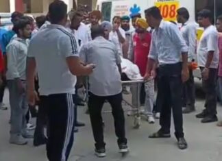 ਪੰਜਾਬ ‘ਚ ਵੱਡਾ ਹਾਦਸਾ, ਭਾਜਪਾ ਆਗੂਆਂ ਦੀ ਕਾਰ ਦਾ ਭਿਆਨਕ ਐਕਸੀਡੈਂਟ, ਟਰੱਕ-ਸਵਿਫਟ ਕਾਰ ਦੀ ਜ਼ੋਰਦਾਰ ਟੱਕਰ, 1… ਪੰਜਾਬ 'ਚ ਵੱਡਾ ਹਾਦਸਾ, ਭਾਜਪਾ ਆਗੂਆਂ ਦੀ ਕਾਰ ਦਾ ਭਿਆਨਕ ਐਕਸੀਡੈਂਟ, ਟਰੱਕ-ਸਵਿਫਟ ਕਾਰ ਦੀ ਜ਼ੋਰਦਾਰ ਟੱਕਰ, 1...